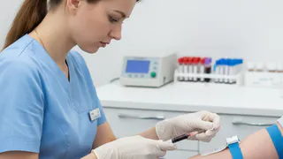 Обладатели этой группы крови стареют быстрее остальных — вот почему