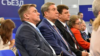 Владимир Попков предложил построить в Брянске Дом КВН