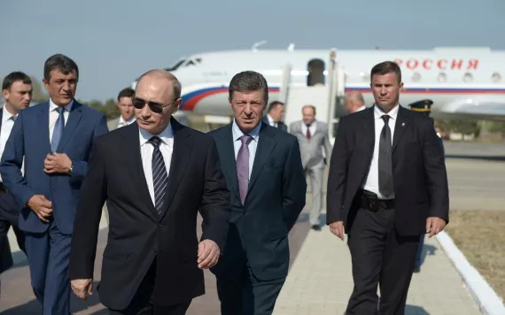 Брянское отделение "Народного фронта" продолжает собирать подписи за Путина