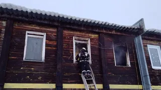 В Коми после суточного перерыва произошли два пожара, один унес жизнь человека