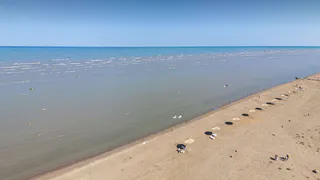 Чёрное море больше не в моде: туристы едут на российский курорт, где вода теплее, пляжи чище, цены ниже 