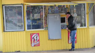 На площади Свободы торгуют алкоголем круглосуточно 