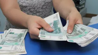 Именно эти купюры больше не будут принимать в магазинах с 12 июня. Неожиданно неприятный сюрприз для всех граждан РФ