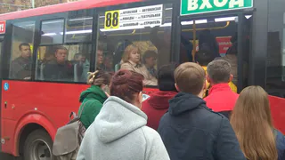 "Добираемся на работу больше часа!" – от рязанцев поступают жалобы на новый автобус 88 маршрута