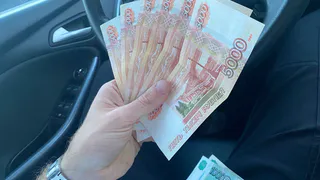 С сегодняшнего дня: Сбербанк оповестил всех клиентов, у кого есть деньги на карте