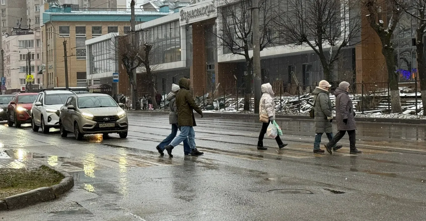 Уже не важно, успел ли пешеход ступить на "зебру": вот как теперь правильно уступать дорогу