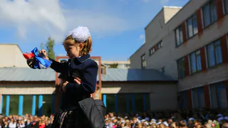 Когда детям учиться? В Госдуме предложили перенести начало учебного года