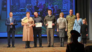 Во Владимире наградили матерей, достигших успехов в воспитании детей и общественной жизни