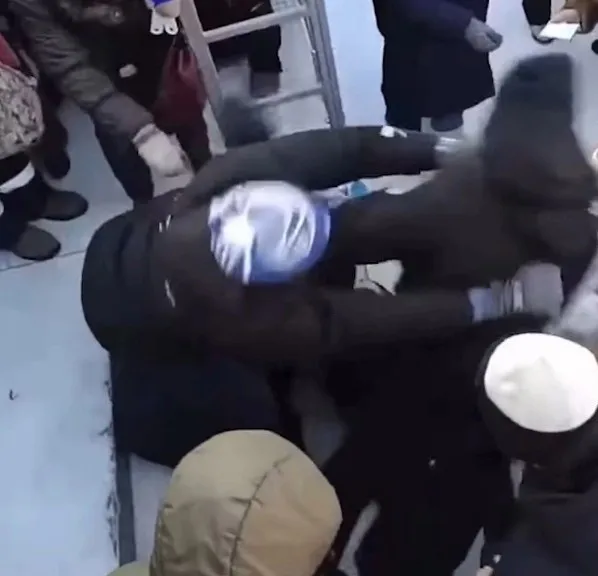 В заключительный день Всероссийской спартакиады в Златоусте зрители устроили драку на трибунах