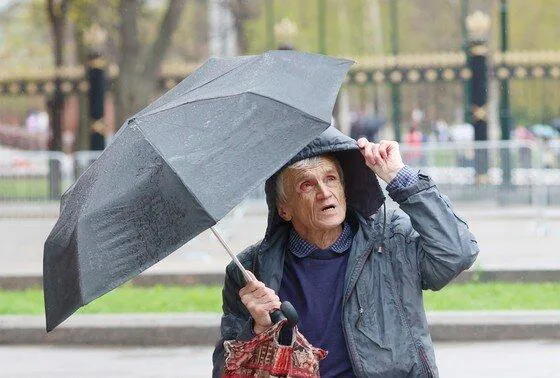 Прохлада придет вместе с грозами, ливнями и ураганами