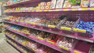 Названы самые безопасные и полезные сладости: можно и взрослым и детям - показываю как правильно выбрать