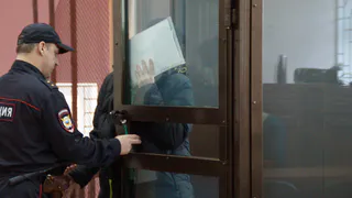 Шиловец заплатил алименты под угрозой ареста имущества