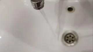 Сыктывкарцы массово жалуются на "канализационный" запах горячей воды