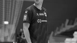 В аэропорту в Коми после кубкового матча умер футболист