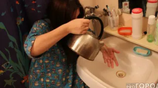 Залейте это в слив раковины и подождите: засор со свистом вылетит в канализацию — сантехник и дорогая химия больше не нужны