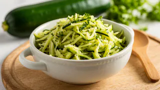 Такие «кабачки на зиму» сколько ни сделай, всегда будет мало. Банки не успевают остыть, как их уже хотят открывать