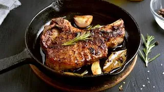 Как жарить мясо без брызг