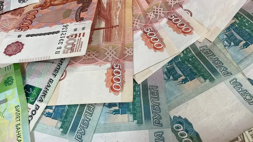 Финансовые накопления обесценятся в июле: нашу страну ждет новая волна девальвации, как в 90-х