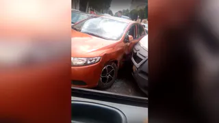 На улице Ленина водитель маршрутки врезался в две легковушки