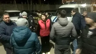 В Рязанском дворе казачий атаман не поделил парковку с жильцами дома