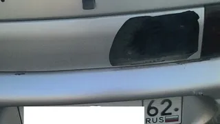 В Рязани 8-летний ребенок оторвал зеркало, исцарапал краску и пробил бампер чужой машины