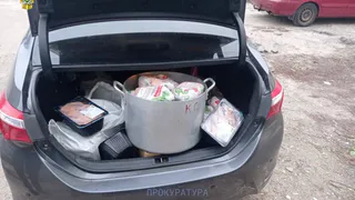 Из новочебоксарской школы попытались вывезти просроченные продукты