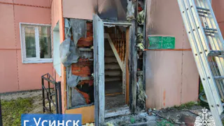 В Усинске ликвидировали пожар в доме, в других районах Коми были возгорания