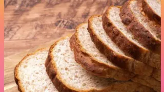 Как освежить черствый хлеб?
