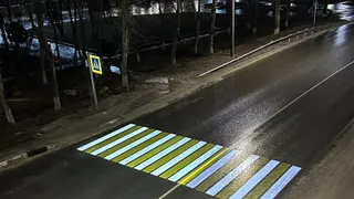 На дорогах Владимирской области появились 20 новых проекционных пешеходных переходов