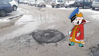 Рязанская классика: в Дашково-Песочне положили асфальт в лужи и снег