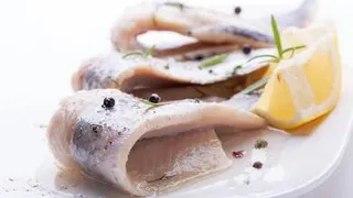 Названы антираковые свойства селедки