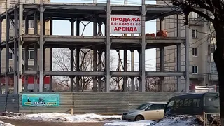 Жители Канищева вместо сквера получили заброшенный ТЦ