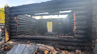 В Суздальском районе мужчина убил знакомого ножом и сжег его дом