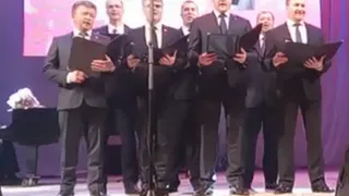 Любимов, в составе коллектива "Весенний каприз", спел для рязанок