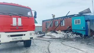Челябинец спас трёх детей из горящего дома
