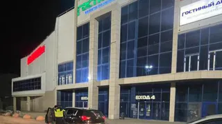 В Магнитогорске штрафуют водителей, устраивающих ночные тусовки на парковках двух ТРК