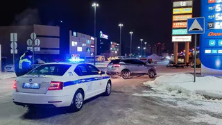 Магнитогорцы жалуются на дрифтеров возле ТРК «Континент»