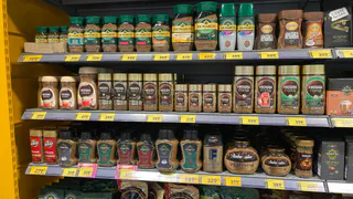 Не берите этот кофе даже по 65% скидке. Названы марки, которые не смогли пройти проверку