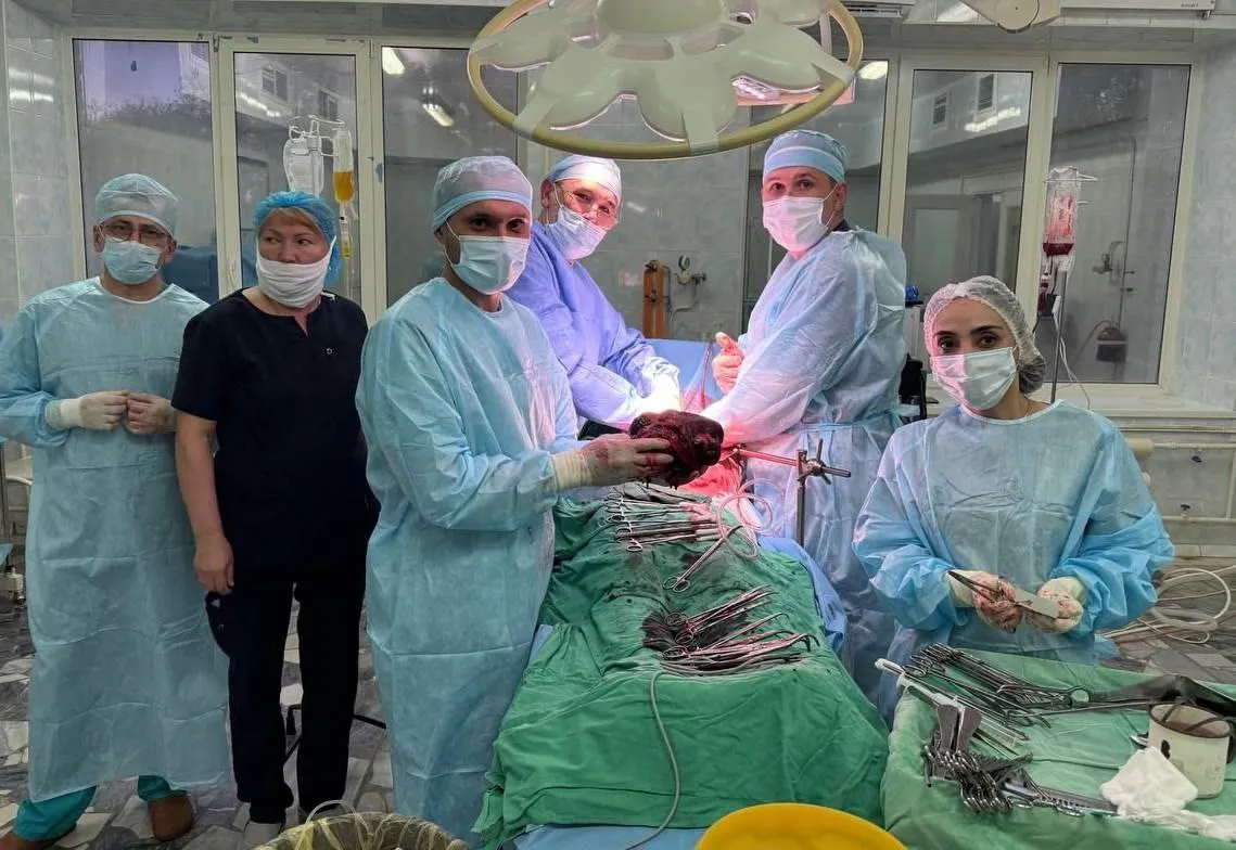 Нижнекамские врачи совершили чудо: спасена пациентка с разрывом гигантской опухоли почки