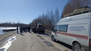 В Ряжске грузовик затонул при проезде по закрытому мосту