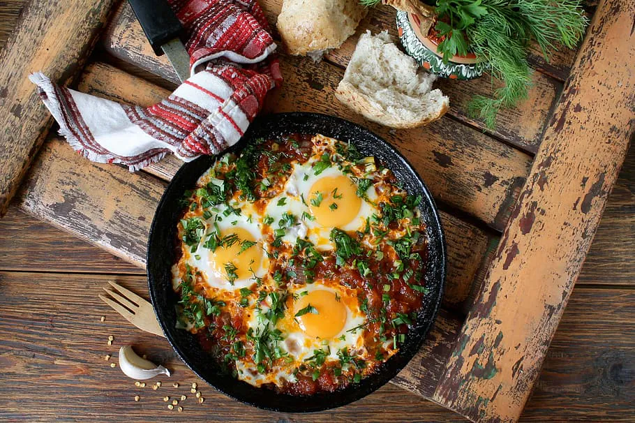 Секреты идеальной яичницы: как приготовить вкусное блюдо