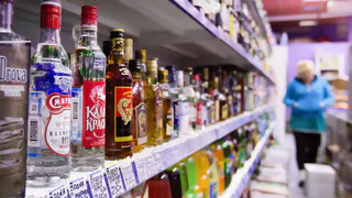 В Коми владелицу магазина снова поймали на незаконной продаже алкоголя