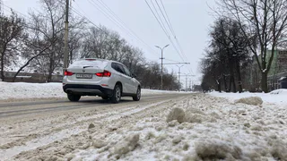 Лучше не выезжать в снегопад: в ГИБДД рекомендуют воздержаться от поездок
