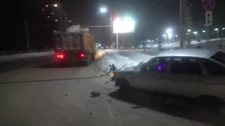 В Дашково-Песочне грузовик врезался в легковушку