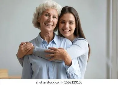 Дети с 14 лет могут оформить уход за пожилым человеком, как работу