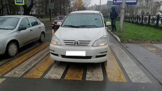 На улице Новоселов в Рязани «Тойота» сбила 35-летнюю женщину