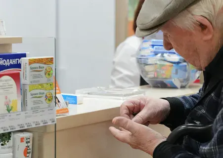 Деньги или лечение: у пенсионеров остается мало времени на важный выбор