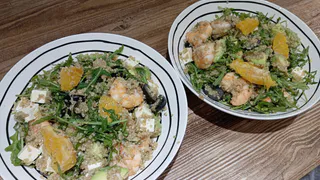 Забудьте про "Сельдь под шубой": порадуйте гостей на Новый год-2025 салатом «Новогодняя ночь» — Зеленая Змея оценит