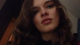 Рязанская модель: "Битые стекла в туфли мне не подсовывали"