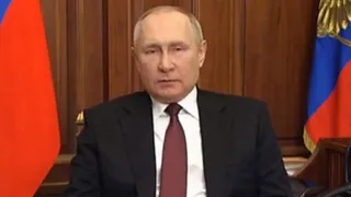 Владимир Путин объявил о специальной военной операции в Донбассе